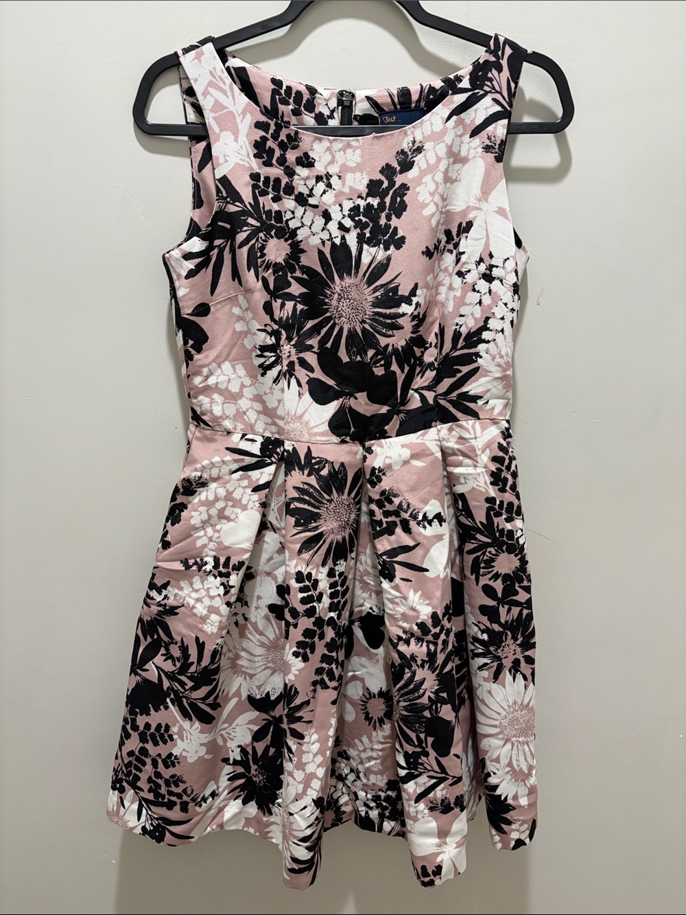 Sleeveless Pink Floral Fit & Flare Dress with Pockets